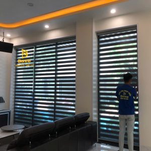 Rèm cầu vồng xám – tối giản nhưng không nhàm chán.